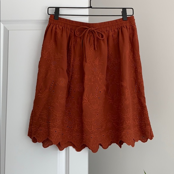 LOFT Dresses & Skirts - LOFT Embroidered Rust Skirt